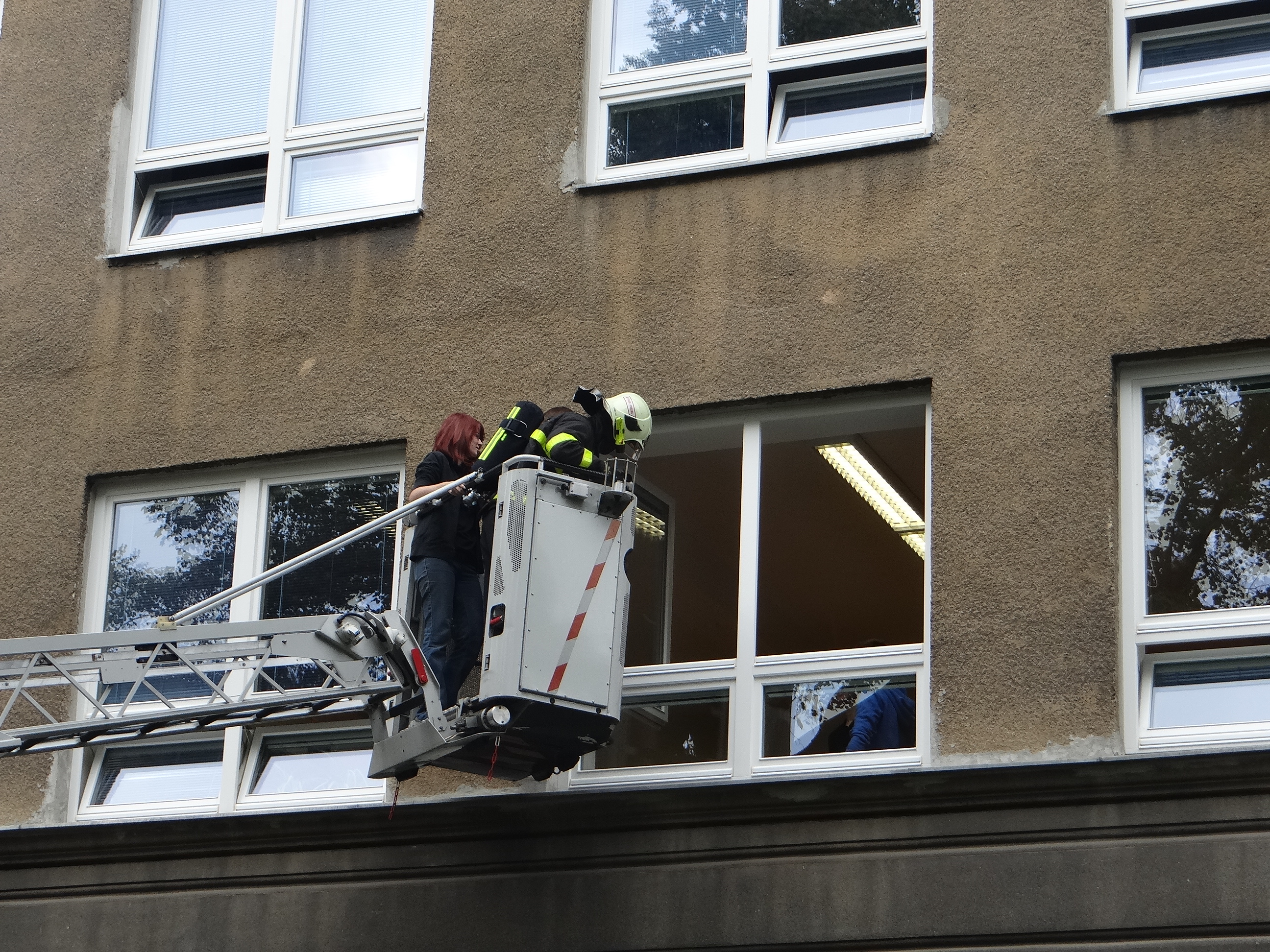 cvicenipozargymnaziumPoruba (12).JPG