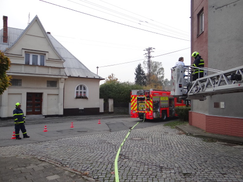 cvicenipozarzachranaDDKlimkovice (19).JPG