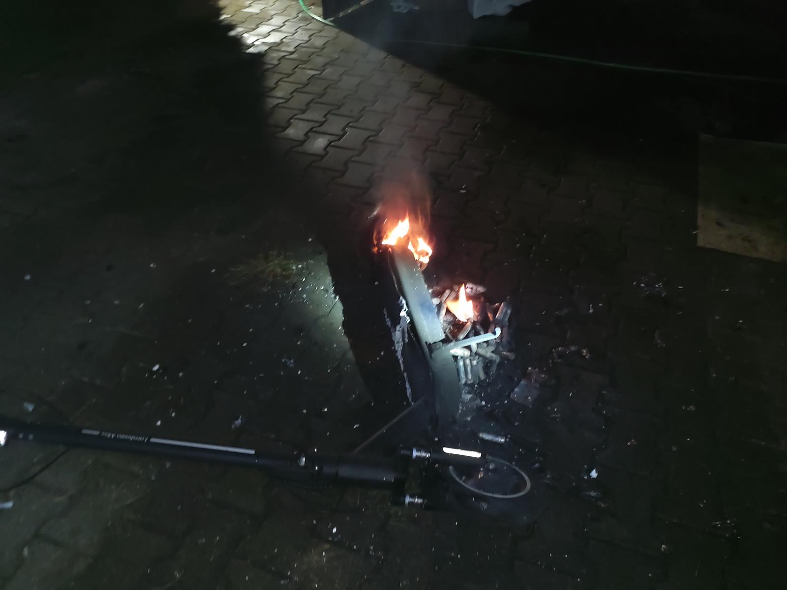 elektrokoloběžka Pce0.jpeg