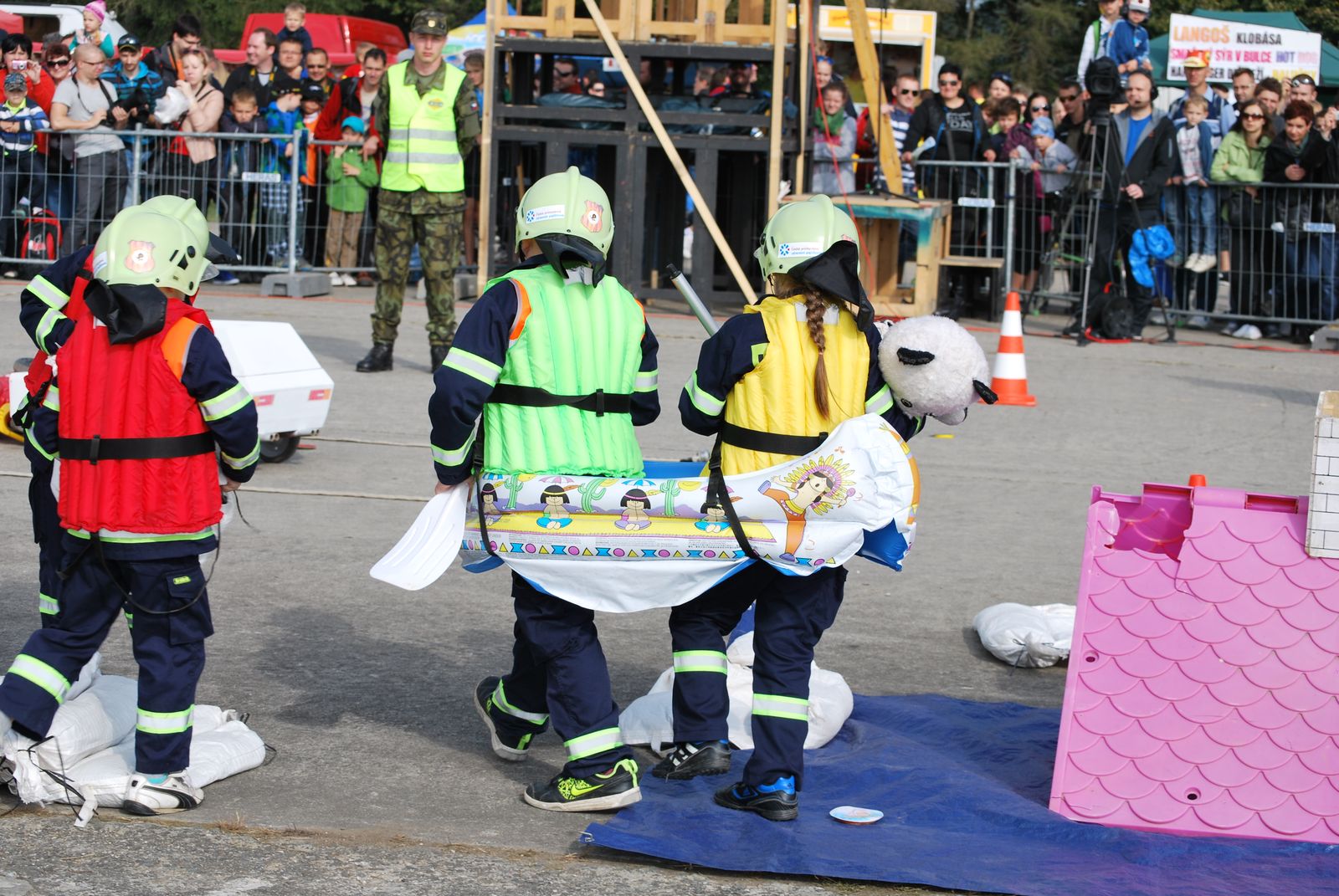 hasičidnynatoneděle/hasičidnynatoneděle (9).JPG