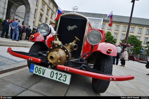 historickajizda_start_Ostrava_Lach (2).JPG