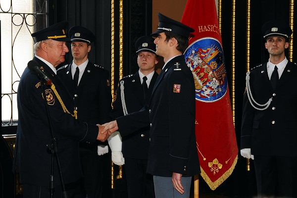 img00015.jpg