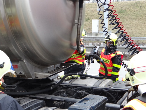 naftadalniceD1polskyManOstrava (9).JPG