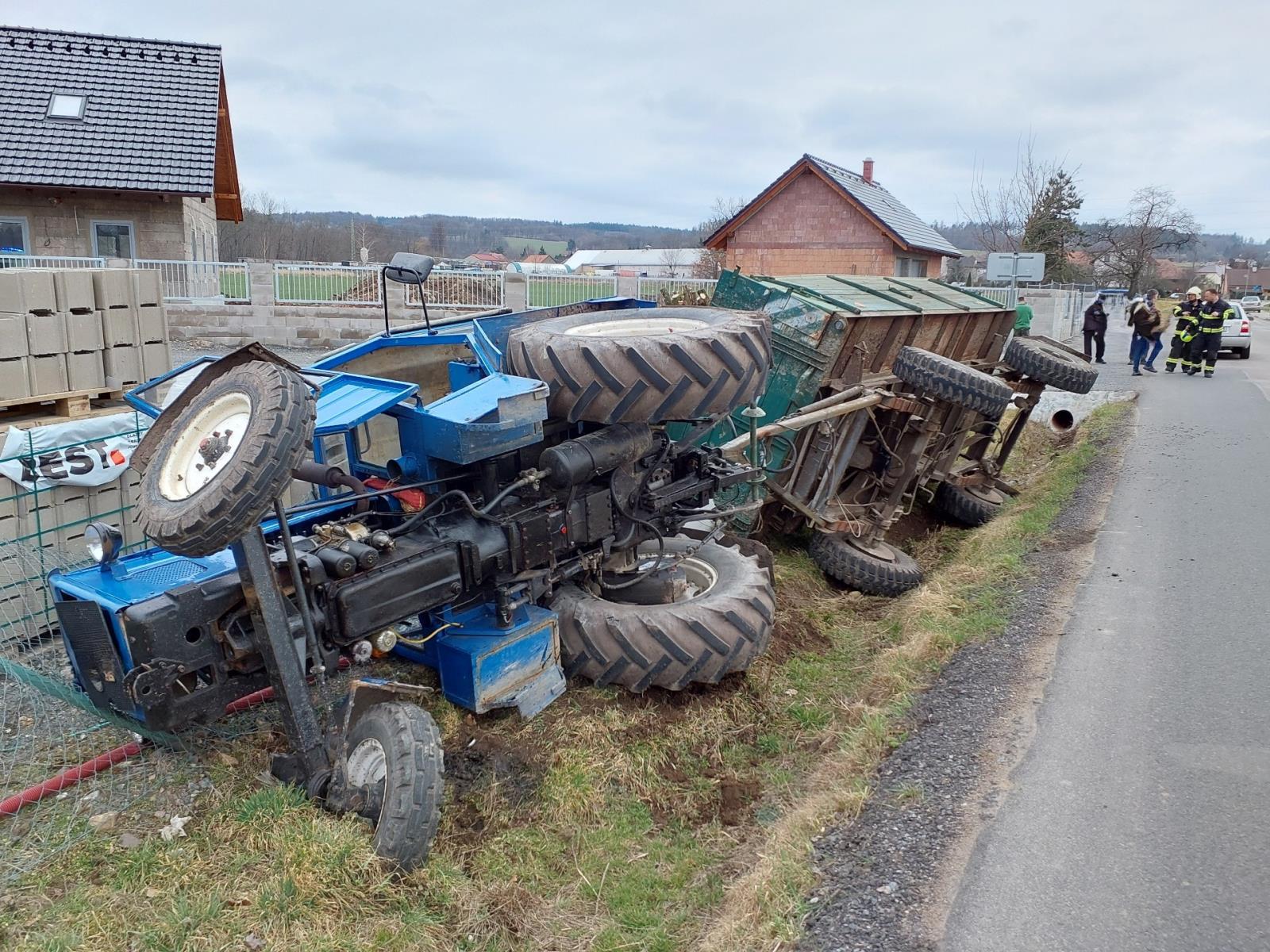 nehoda traktoru 1.jpg