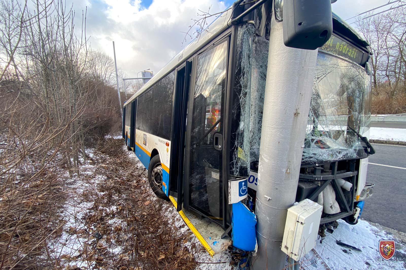 nehoda_trolejbusu_Ostrava_5.jpg