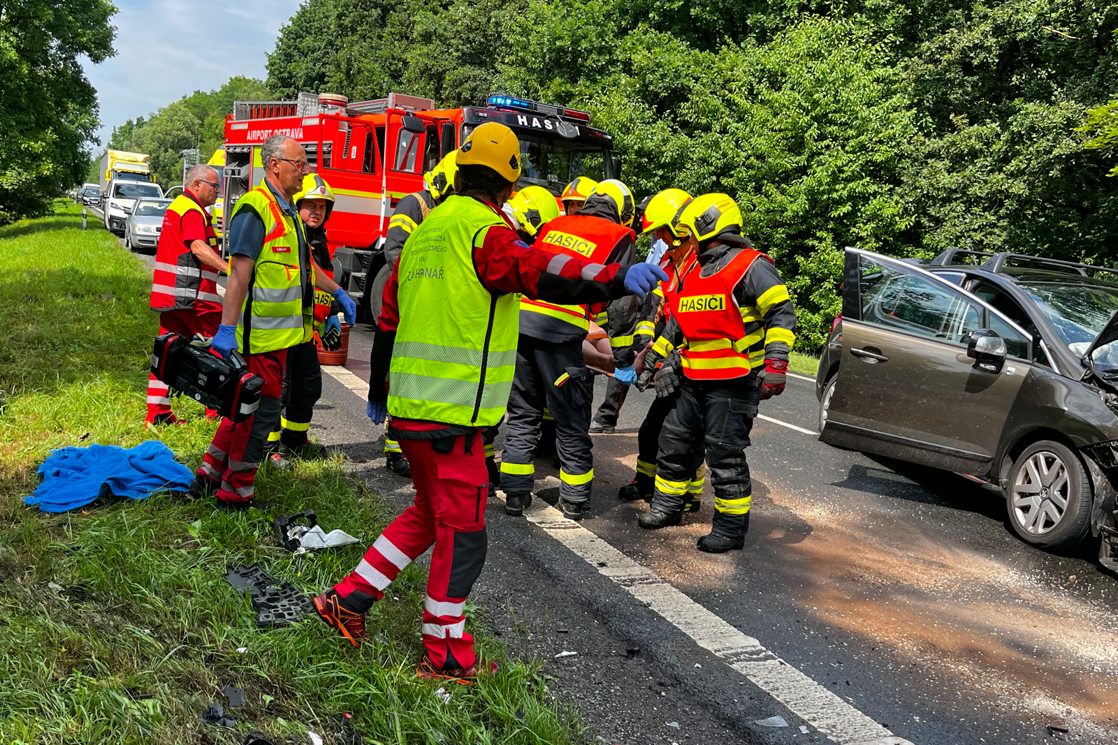 nehoda_vyprosteni_Mosnov_2.jpg