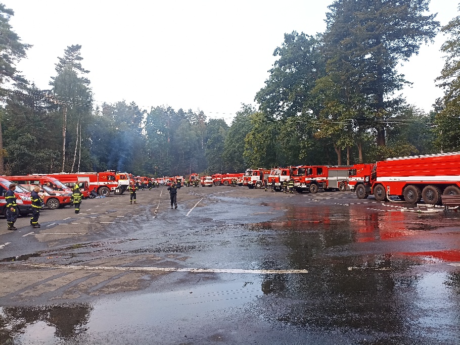 odřad hasičů z Plzeňského kraje ve Hřensku (18).jpg