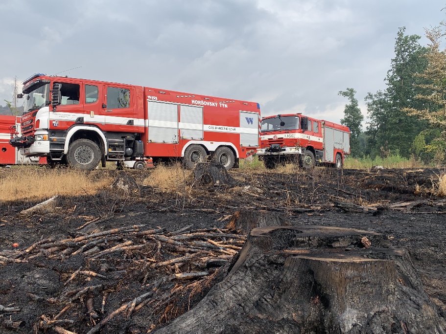 odřad hasičů z Plzeňského kraje ve Hřensku (3).JPG