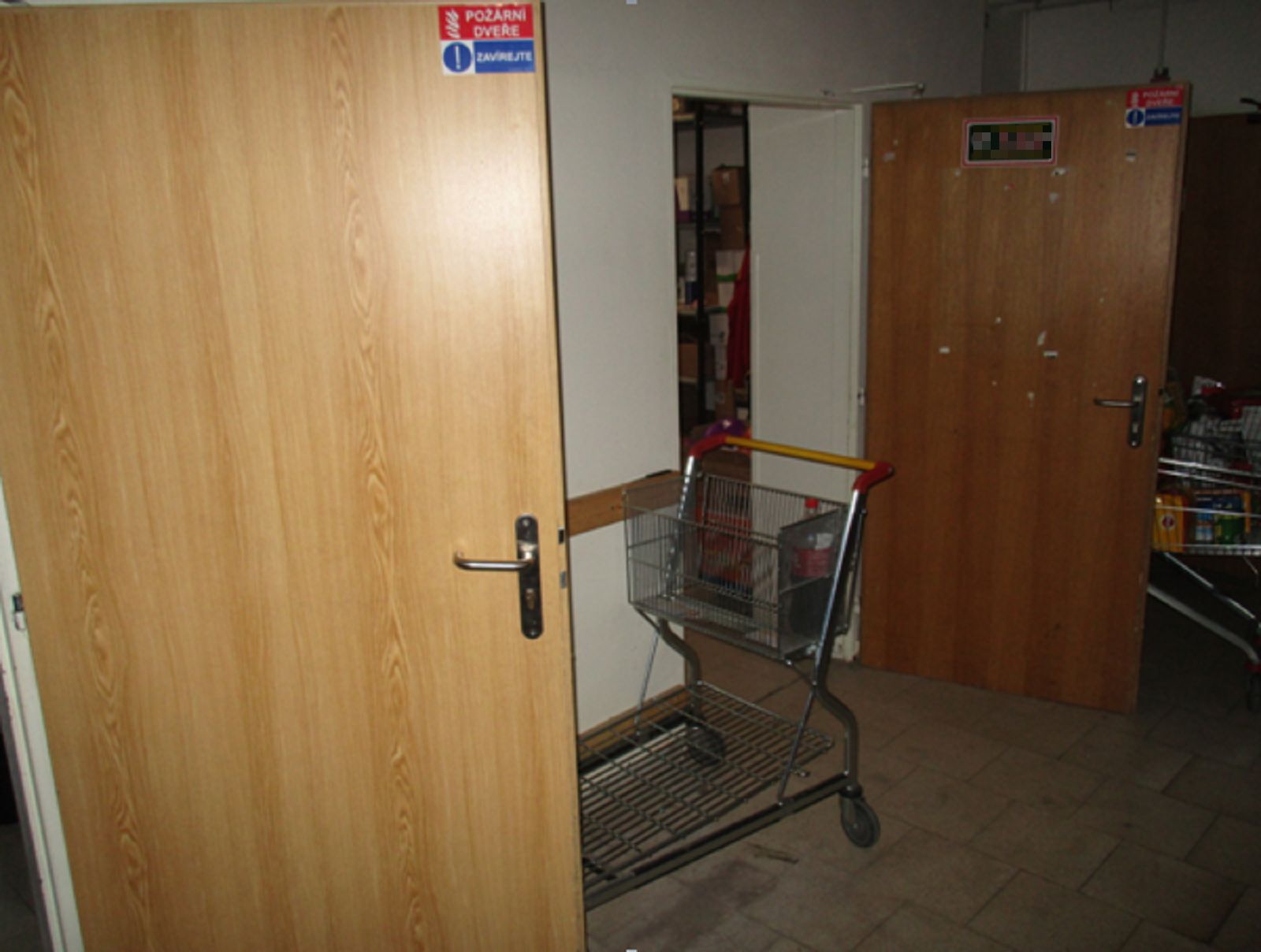 otevřené požární uzávěry.jpg