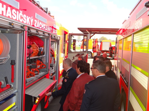 poslancihasiciHZSMSKOstrava (6).JPG