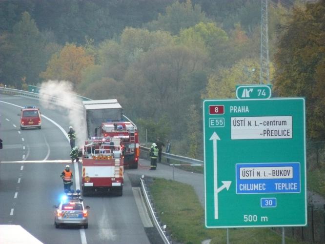 požár kamionu2.JPG