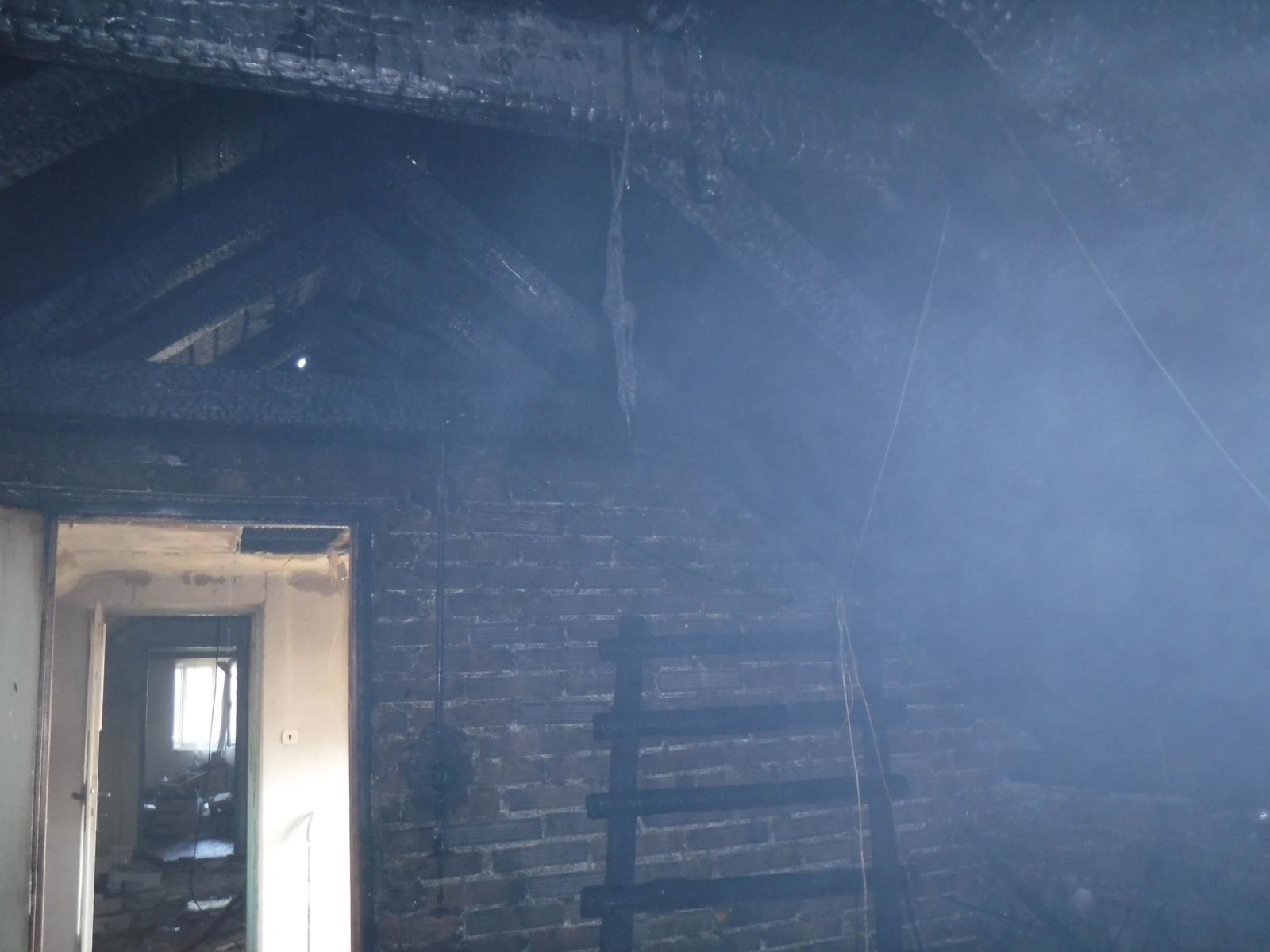 pozar pristavy a strechy RD Hrabůvka