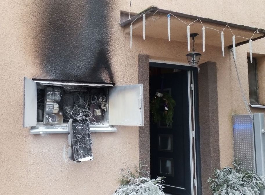 požár rozvaděče Úhřetice 1.jpg