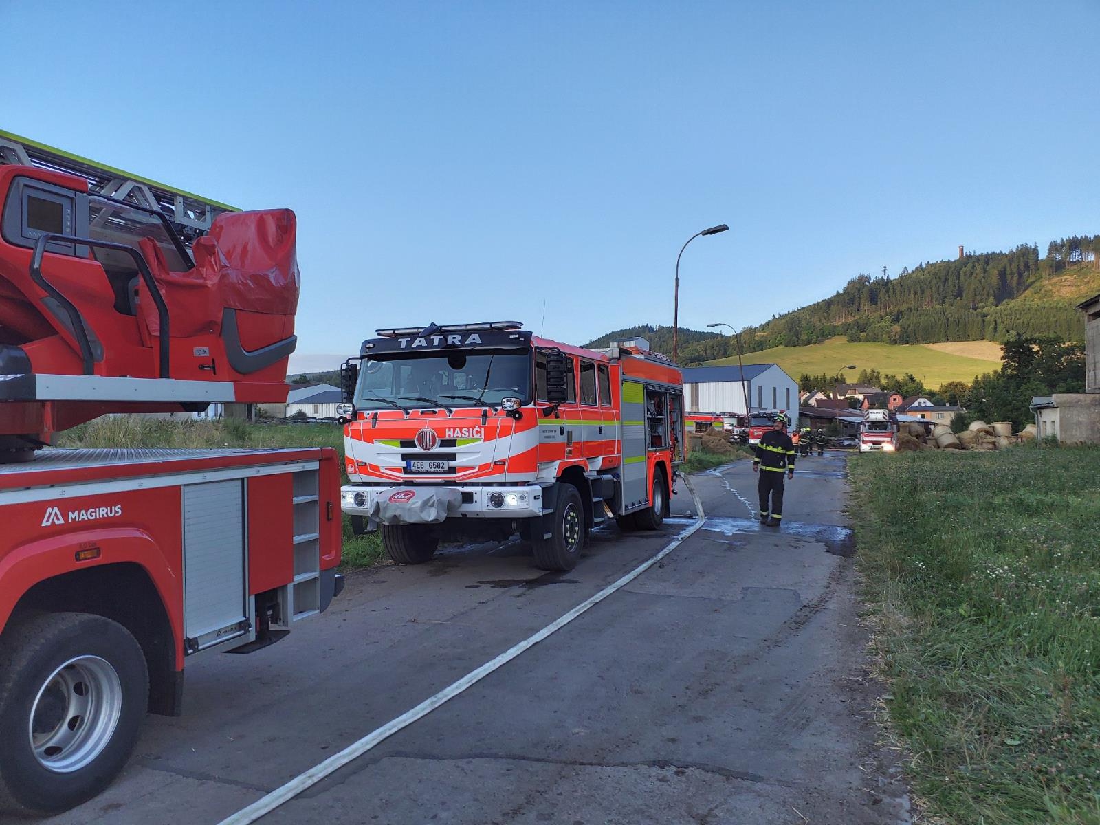 požár seníku v Červené Vodě