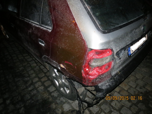 pozar3autaCeladna (5).JPG