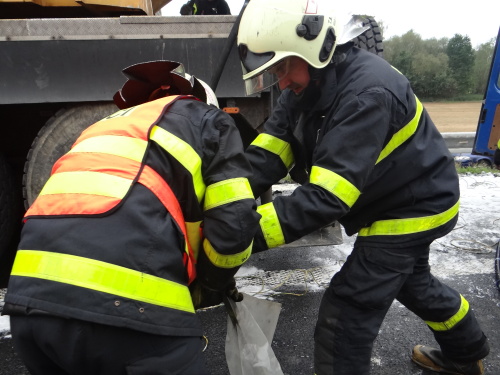 pozarR56autojerabSviadnov (FM) (20).JPG