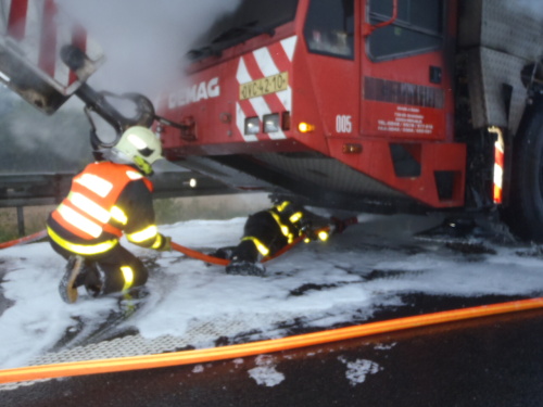 pozarR56autojerabSviadnov_zacatek (4).JPG