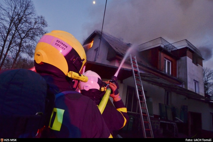 pozarRD_SlezskaOstrava_Lach (2).jpg