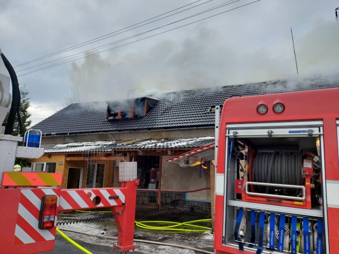 pozarRDstrechaFrenstatpRadh (3).jpg