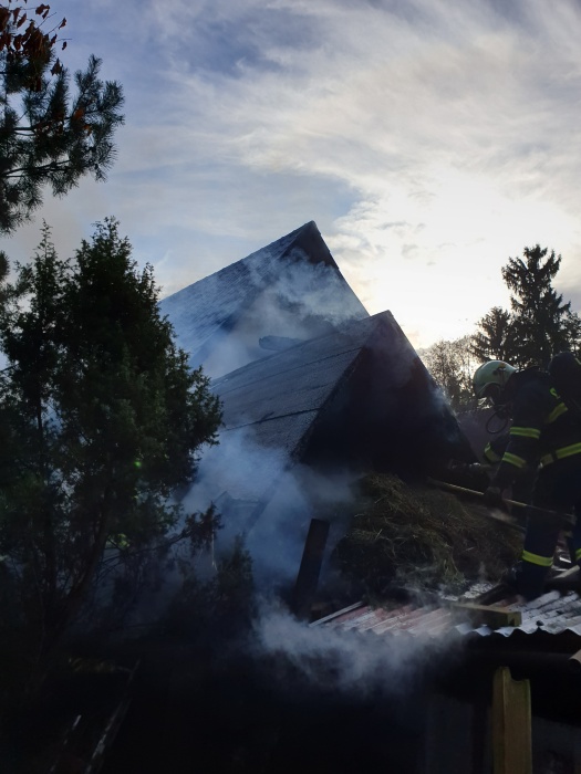 pozarRDstrechaKuncicepodOndr (3).jpg