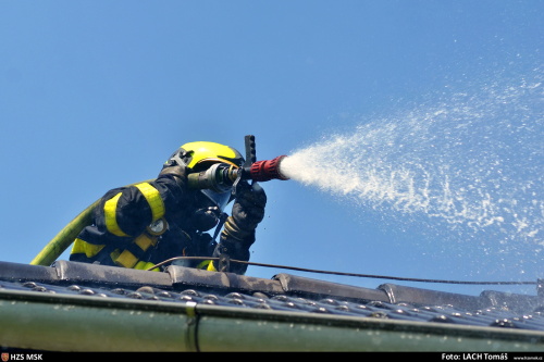 pozarRDstrechaNovaBela (13).JPG