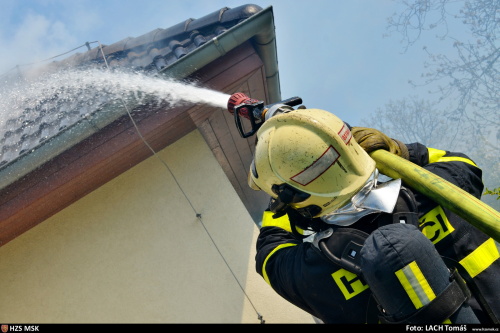 pozarRDstrechaNovaBela (4).JPG