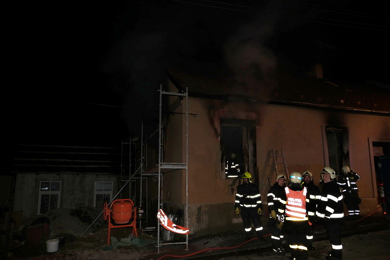 pozarRDzachrana4xVitkov (1 OP).JPG