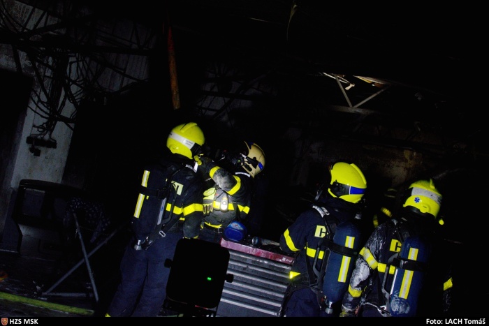 pozarautodilnaOstrava (4).jpg