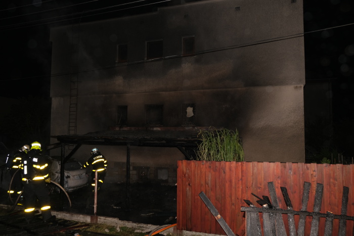 pozarautopristavekRDOpava (1).JPG