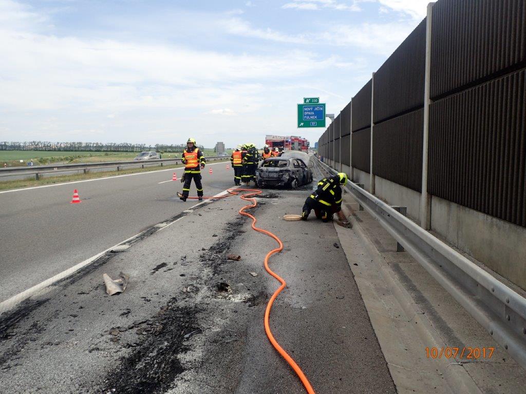 pozardalnicechevroletHladkeZivotice (5).jpg