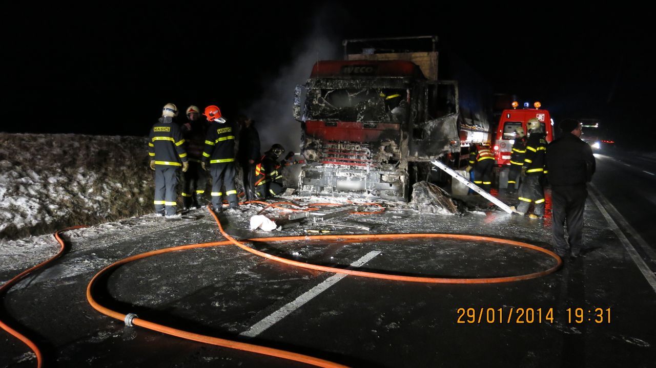 pozarkamionUkrajinaStaryJicin (NJ) (5).JPG