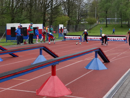 pozarnisportakademickeMCR_Ostrava_100zeny (4).JPG