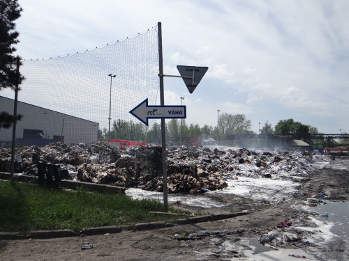 pozarodpadVratimov_sobotaodpoledne (2).JPG