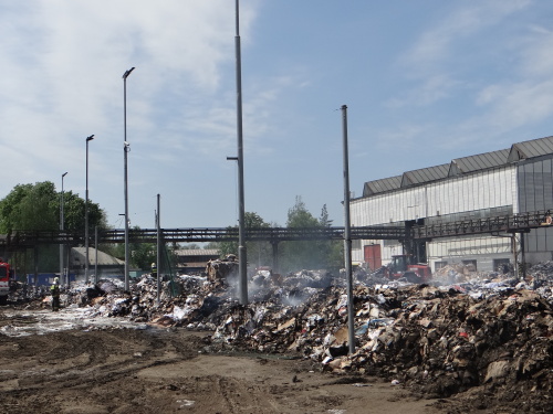 pozarodpadVratimov_sobotaodpoledne (4).JPG