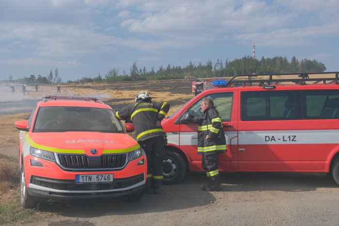 pozarpoleHlubocec (5).JPG