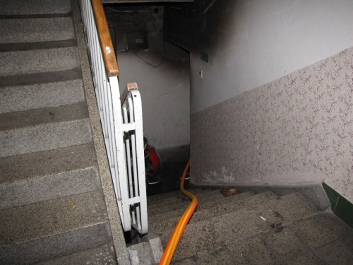 pozarsklepzachrana11osobKarvina (4).JPG