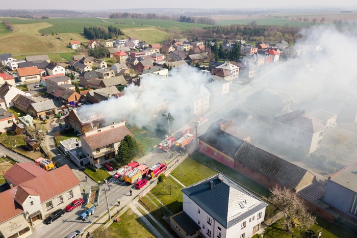 pozarstodolaBolatice_dron (3).jpg