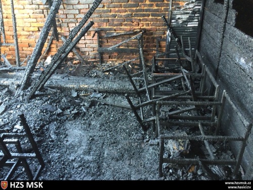 pozarstrechaRDkulnaFulnek_Türke (10).jpg