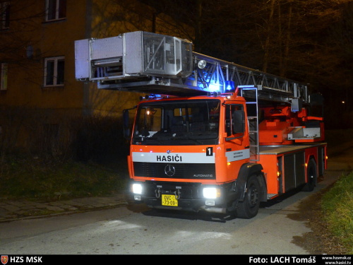 pozarstrechadumOrlova_II (6).JPG