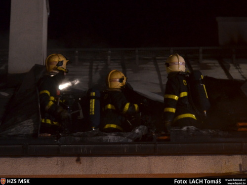 pozarstrechadumOrlova_II (8).JPG