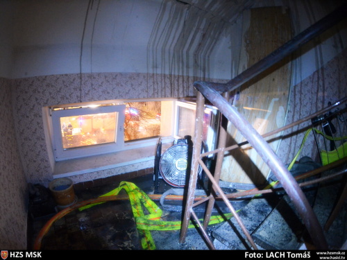 pozarstrechadumOrlova_II (9).JPG