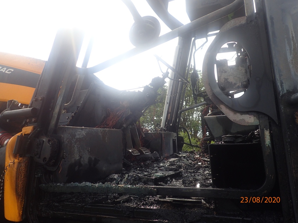 pozartraktorBohusov (4).JPG