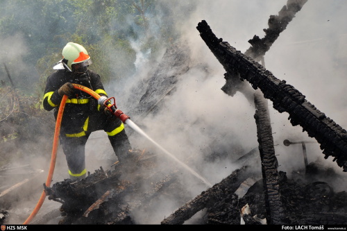 pozarvcelina2chatkySlezskaOstrava (4).JPG