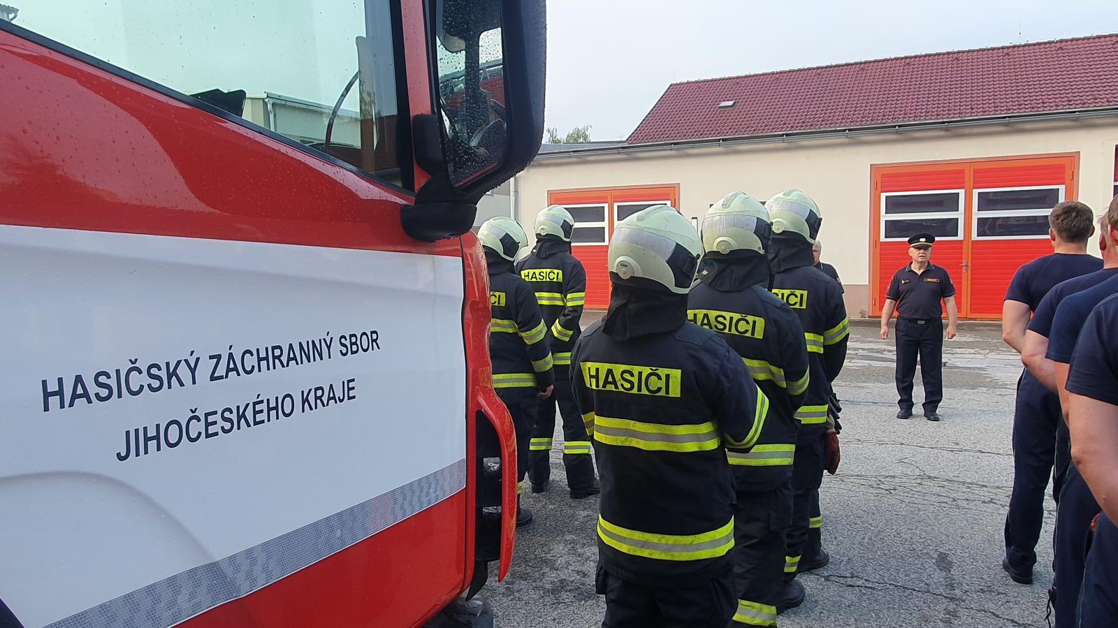 rozloučka se směnovými hasiči (7).jpg