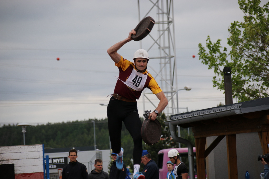 soutěžní pokusy 100m s překážkami (9).JPG