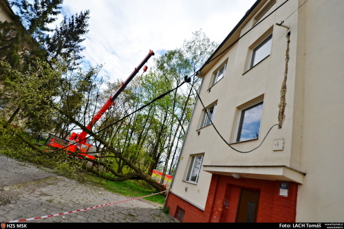 tresenpadelektrinasloupOstrava (6).JPG