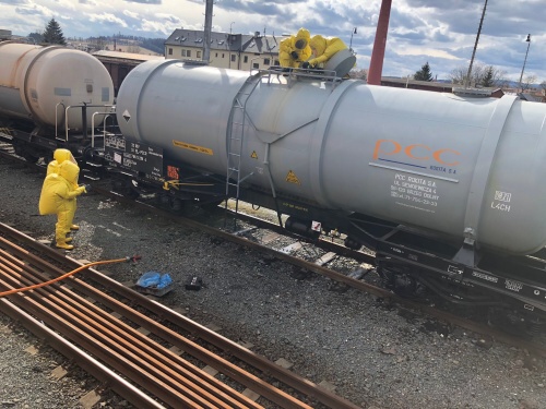 unikkyselinaBruntal (1).jpg