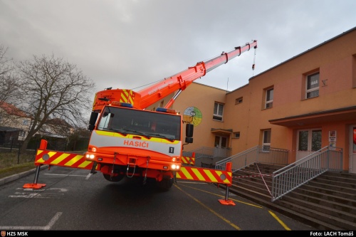 vitrkominVratimov (1 OV).jpg