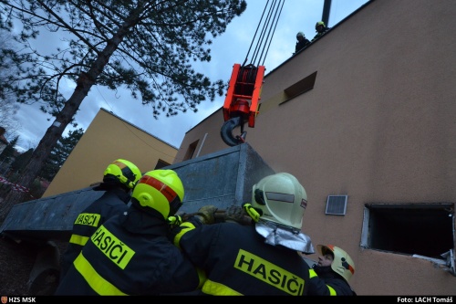 vitrkominVratimov (5).jpg