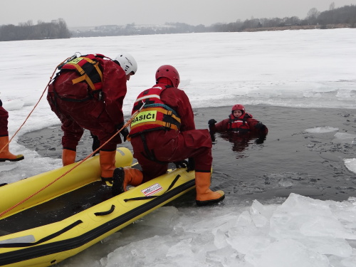 vodaledvycvikOVsterkovnaHlucin (16).JPG